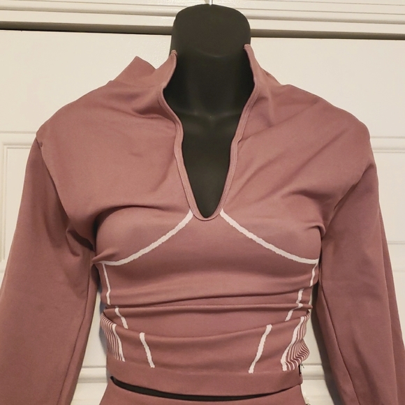 PRETTYLITTLETHINGS SPORT - Picture 2 of 12